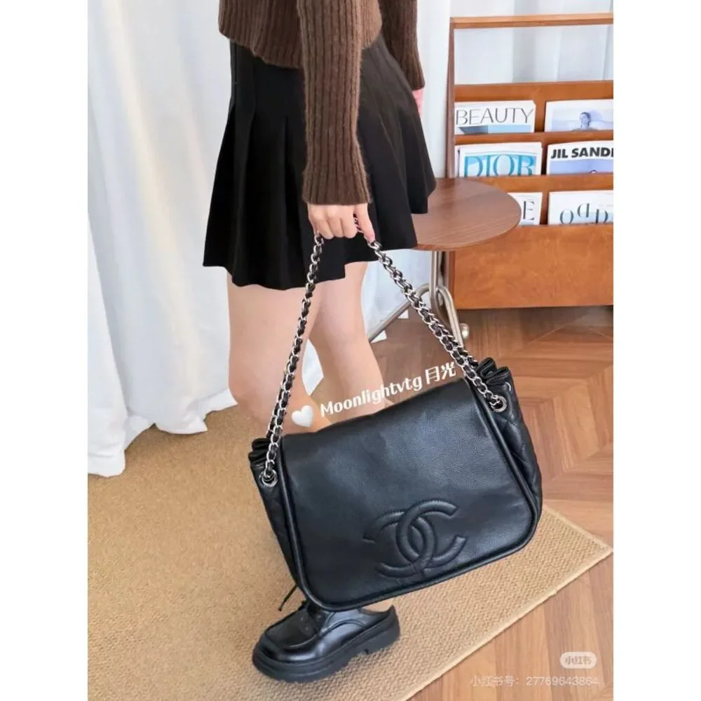 Chanel Women Pre-Loved Bag Very Good Condition